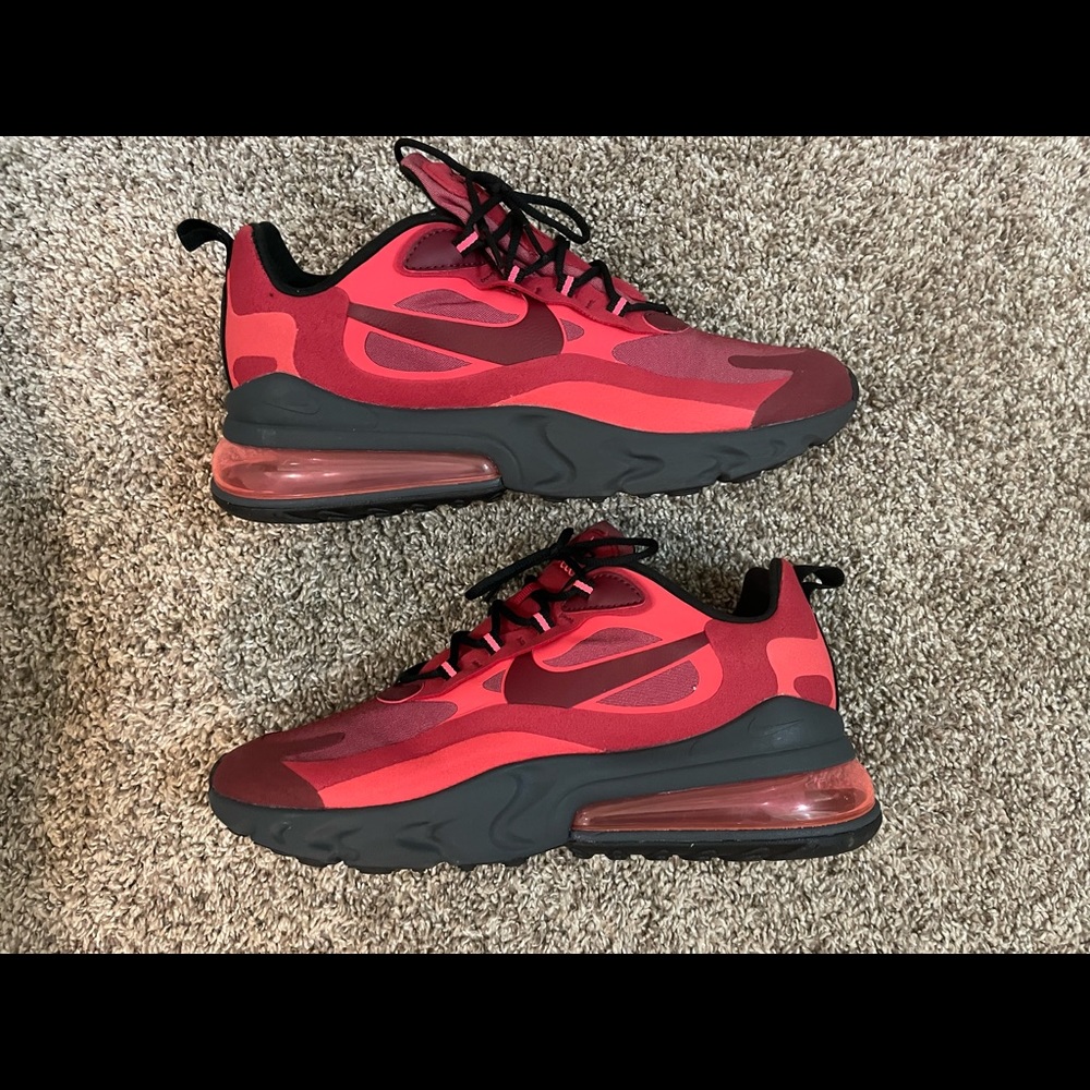 Nike Air Max 270 React